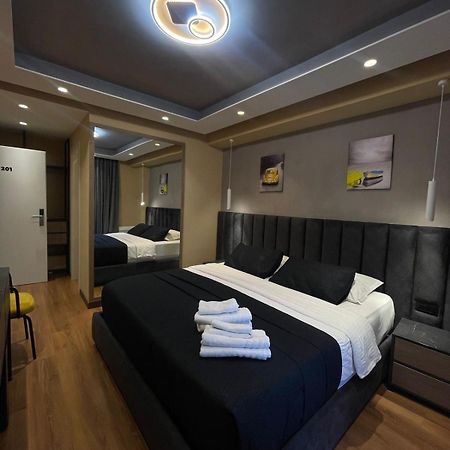 Peaky Hotel Дуррес Экстерьер фото