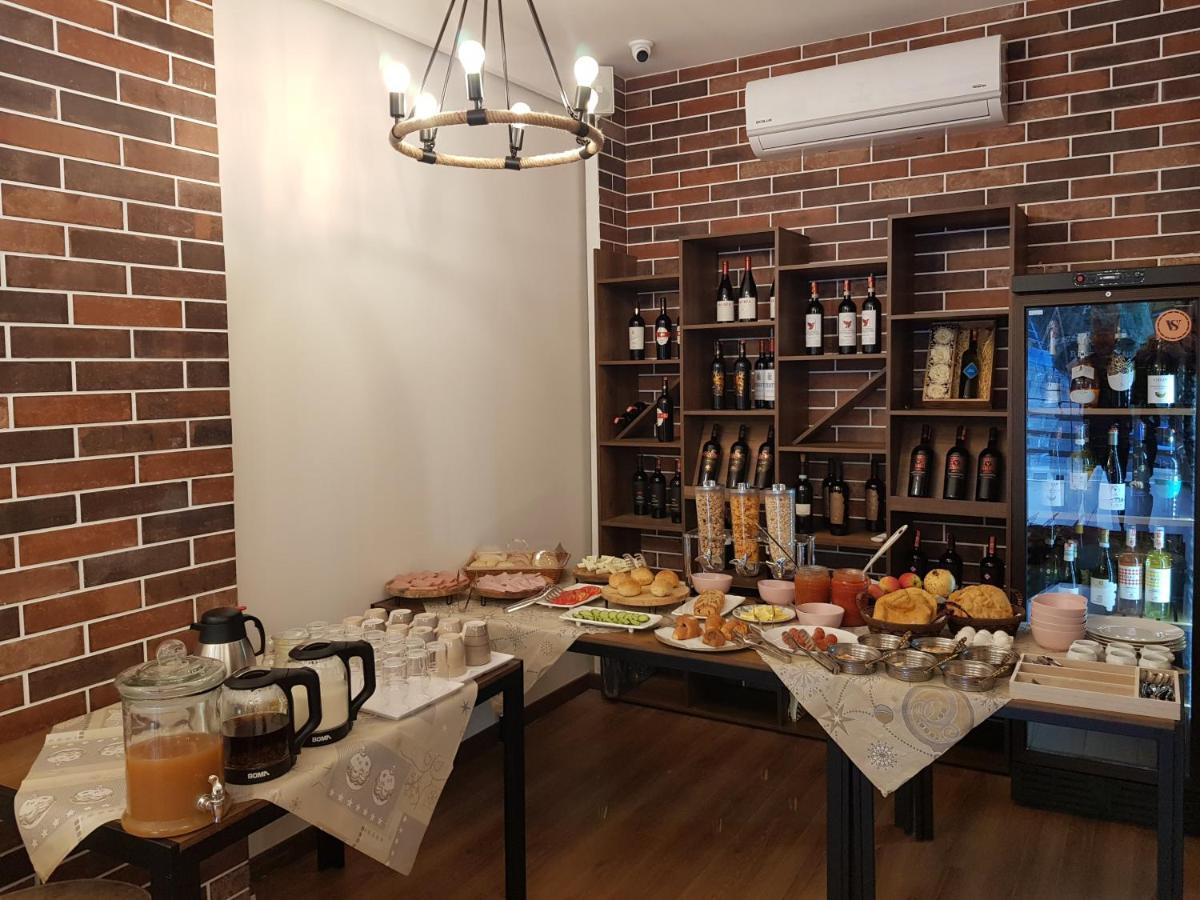 Peaky Hotel Дуррес Экстерьер фото