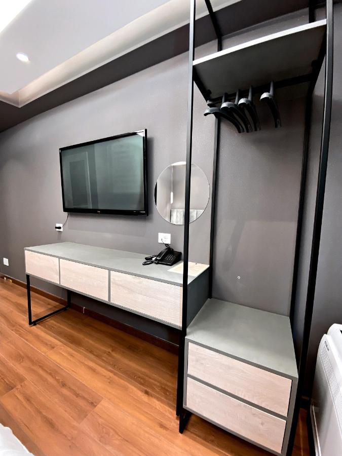 Peaky Hotel Дуррес Экстерьер фото