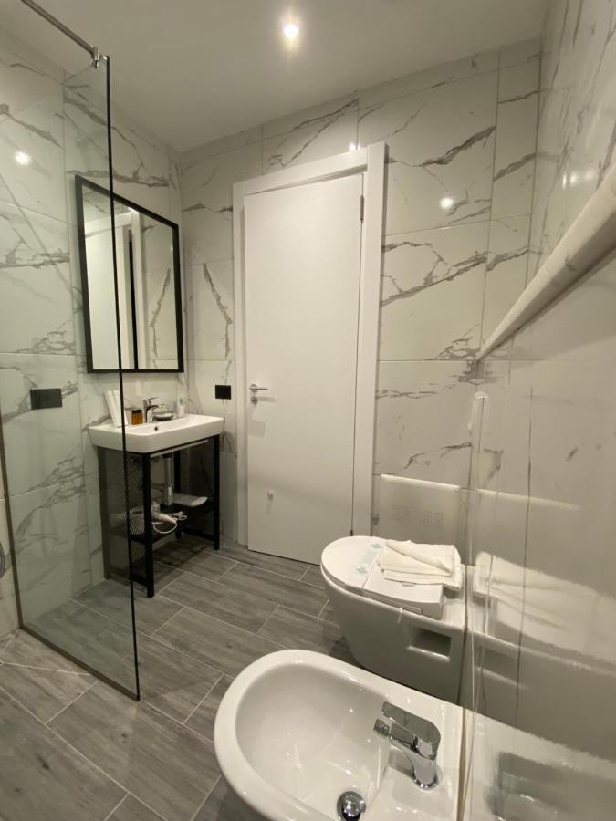 Peaky Hotel Дуррес Экстерьер фото