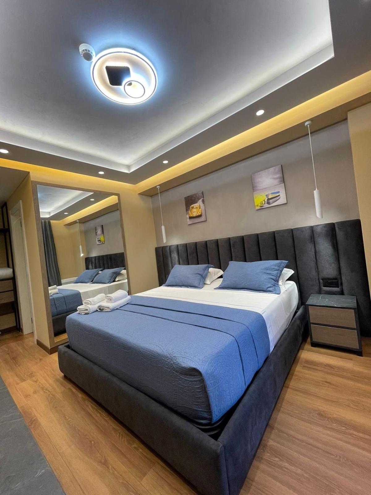 Peaky Hotel Дуррес Экстерьер фото