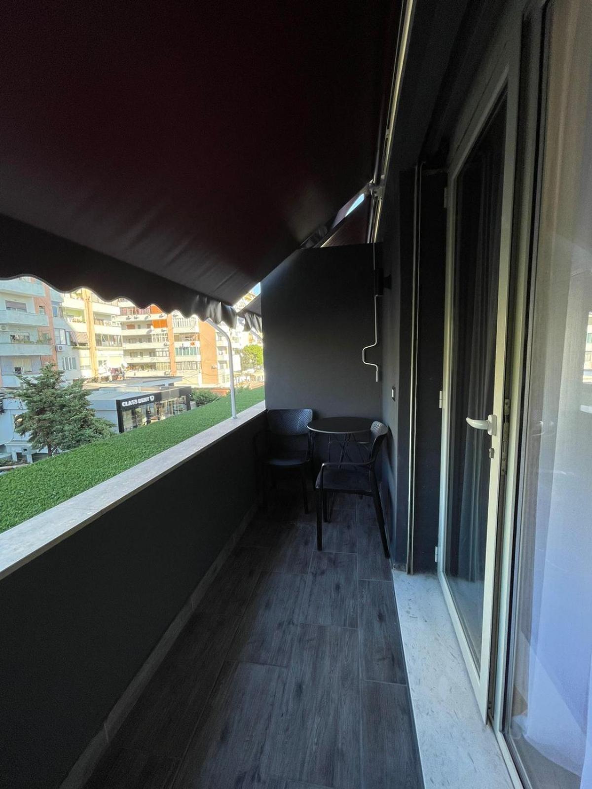 Peaky Hotel Дуррес Экстерьер фото