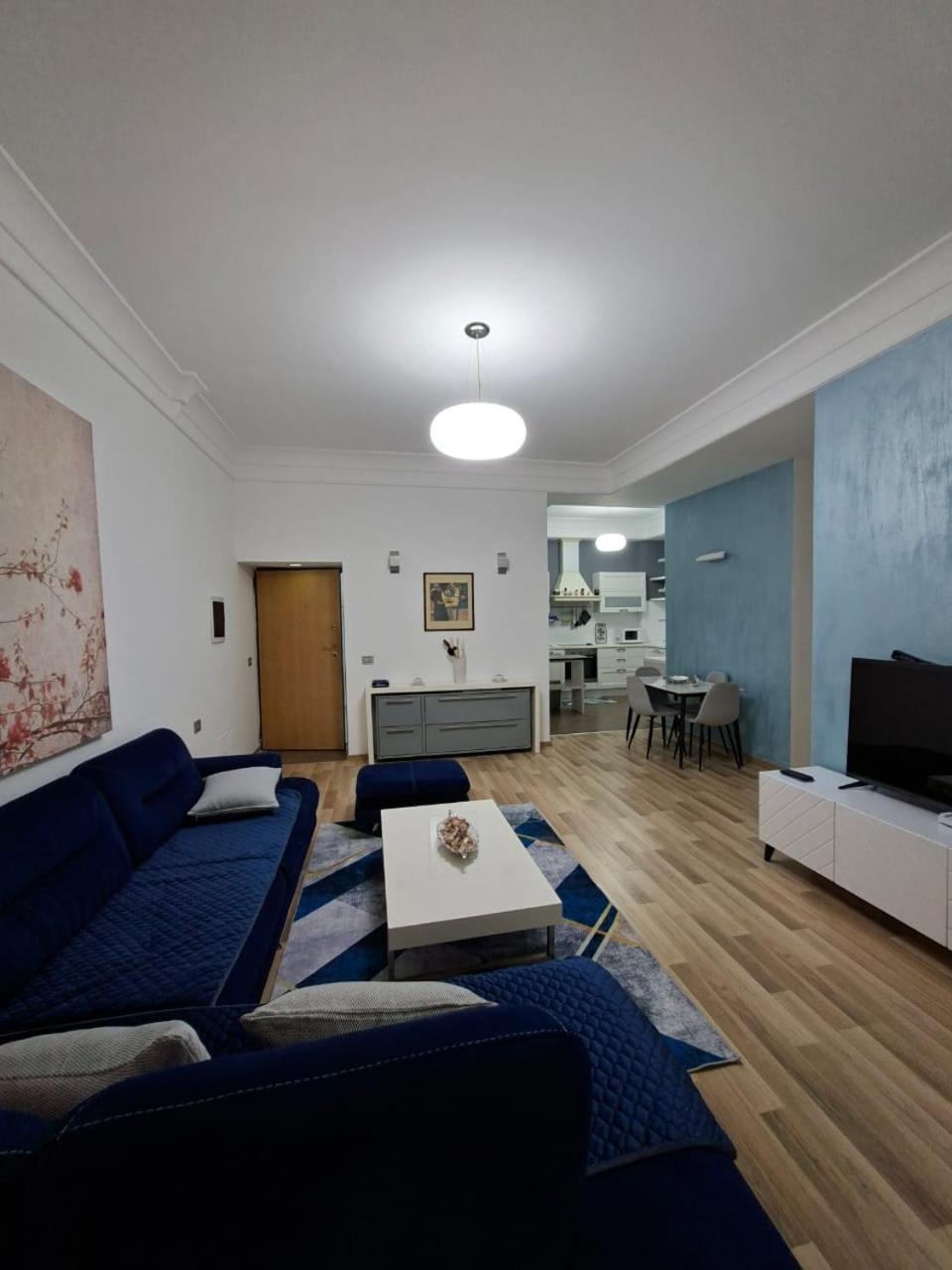 Peaky Hotel Дуррес Экстерьер фото